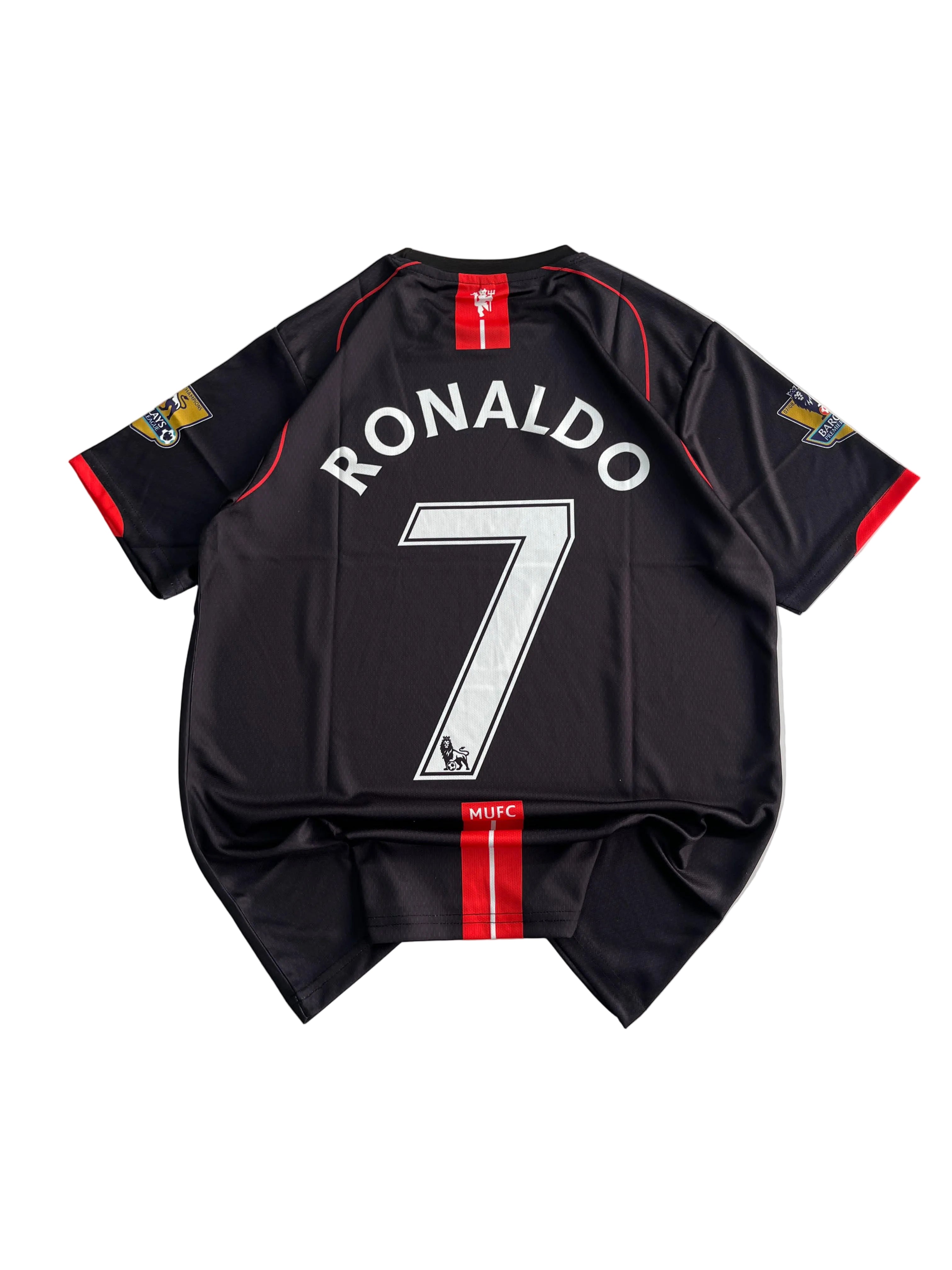RONALDO UNITED PREMIUM RETRO KIT